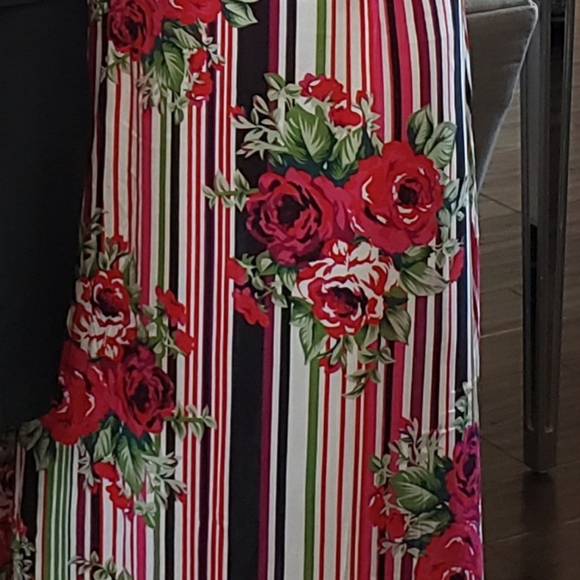 💋🌞Joy & Co cold shoulder maxi - Picture 4 of 4